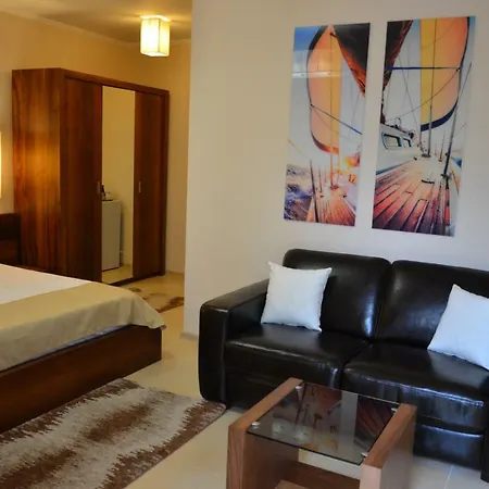 Casa De La Mare エフォリエ・スド